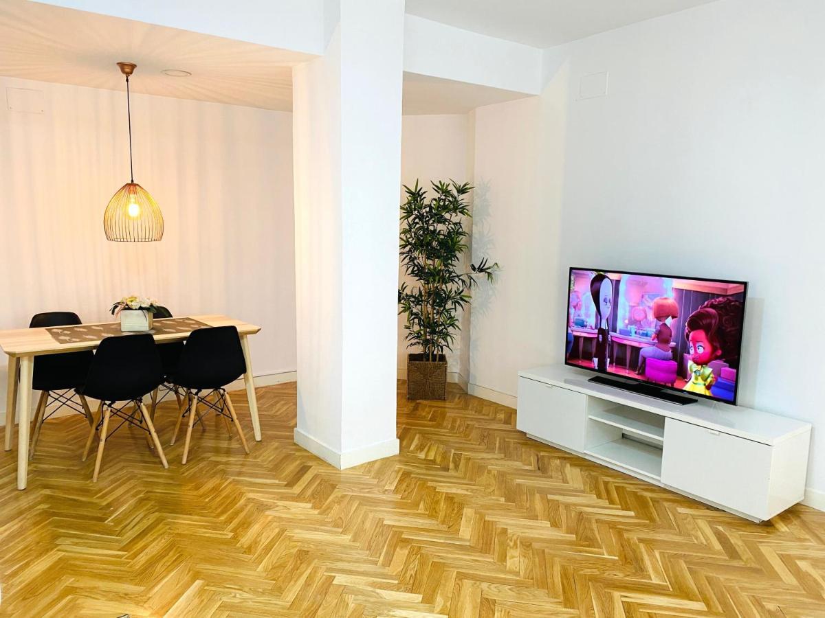 Palacio Apartments Madrid Esterno foto